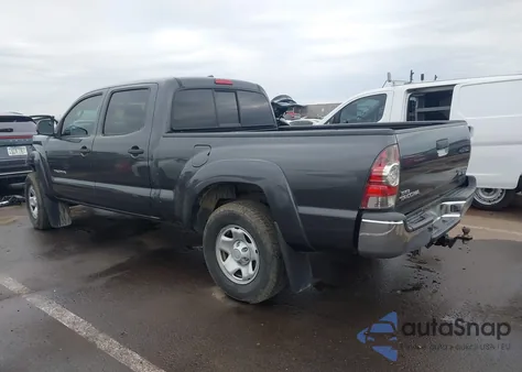 2011 Toyota Tacoma Prerunner V6 z USA, uszkodzony, nr VIN 3TMKU4HN8BM027497